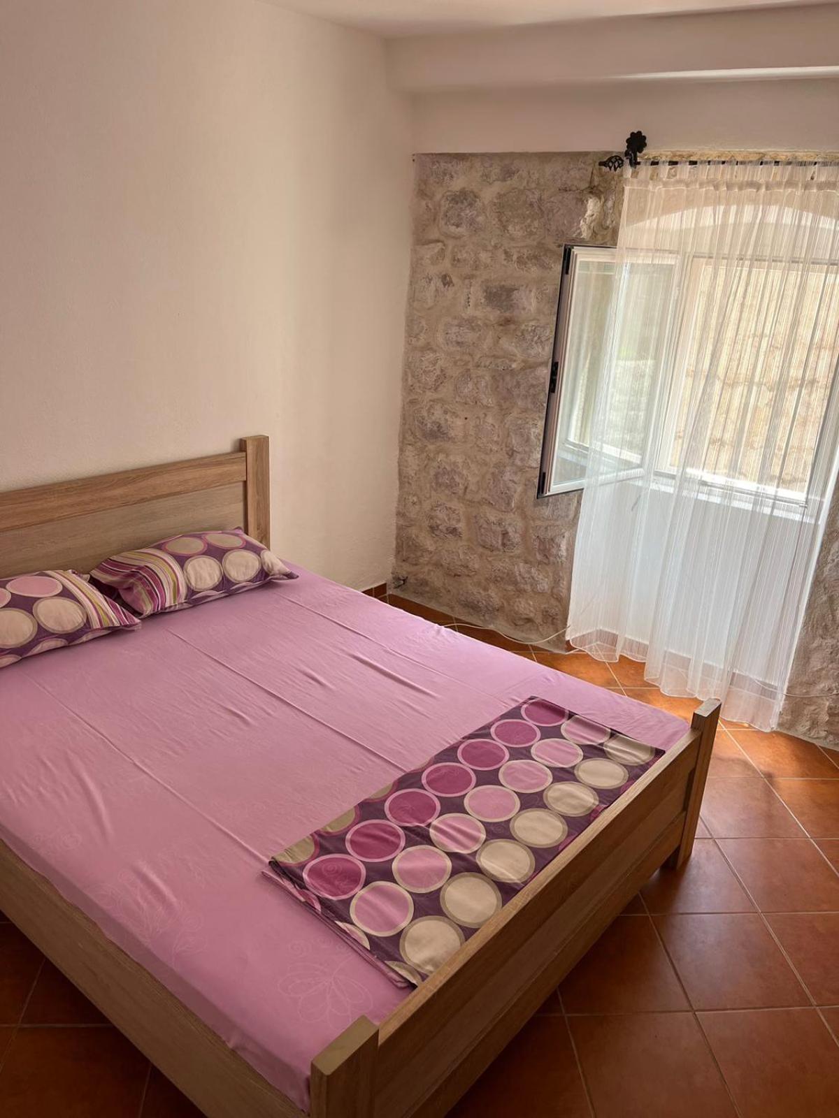 Pavle Apartmani Рісан Екстер'єр фото